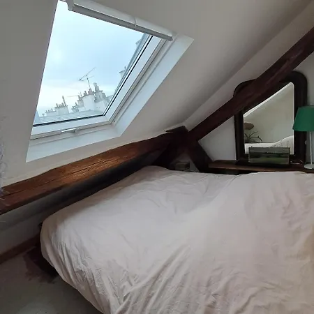 Unit 019 Ile Saint Louis Duplex Cosy Flat 3 Pax 아파트 파리